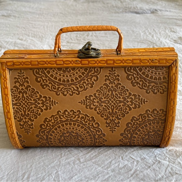 Vintage Boho Wooden Mandala Embossed Statement Handbag Purse Clutch - Picture 2 of 12